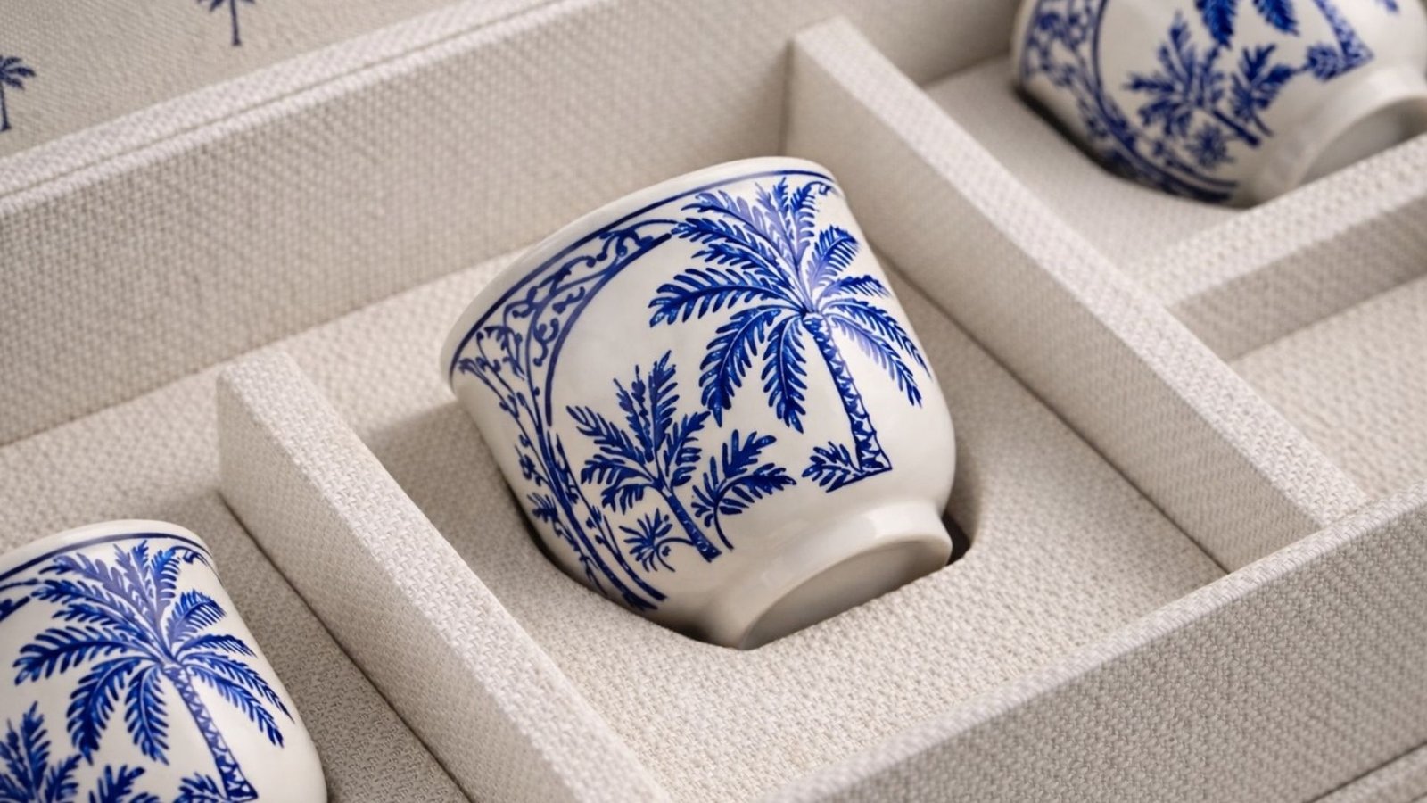 High-quality cup printing by PRO TECHnology using LSINC direct-to-object technology