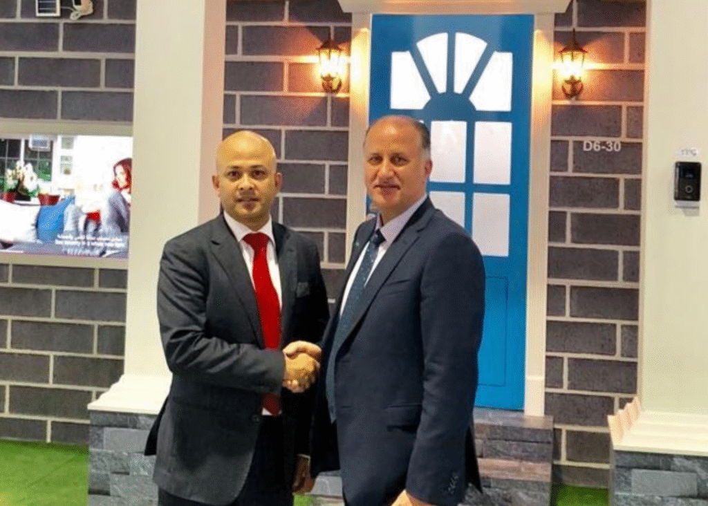 Highlights from PRO TECHnology at GULFGlass / GulfSol 2015, featuring printing technologies and industry solutions.